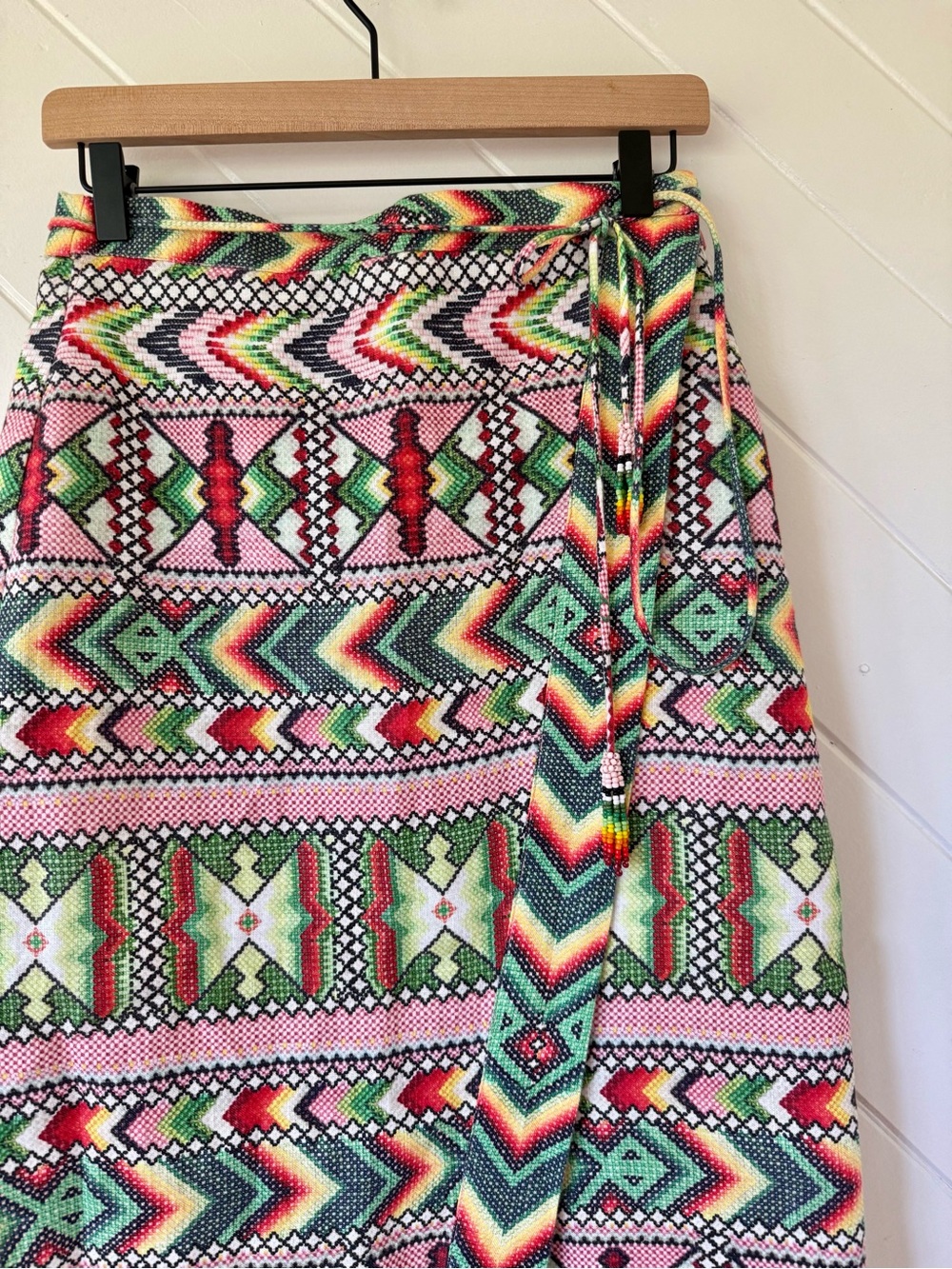 FARM Rio wrap skirt - Picture 2 of 10